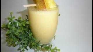 Recette Smoothie Mangue aux ananas [upl. by Eelynnhoj]