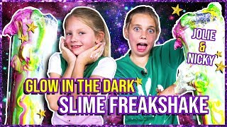 GLOW IN THE DARK FREAKSHAKE CHALLENGE met Jolie amp Nicky [upl. by Femi]