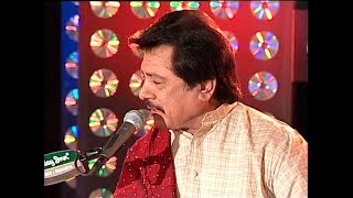 Mianwali Da chor live HD song by Atttaullah Khan Esakhelvi [upl. by Feune]