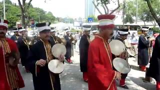 Janissaries at front of Ottoman Palace  Istanbul 2011 [upl. by Lindgren]