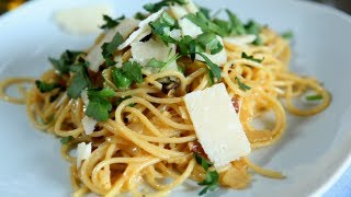 Spaghetti carbonara [upl. by Jobe]