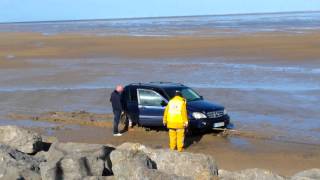 Stuck Mercedes ML on Hoylake beach [upl. by Ahtnammas]