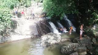 Natural Popular Bathing spots in Sri Lanka  Best location fro a one day trip near Colombo [upl. by Aerehs]