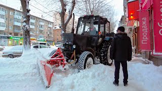 Walking in Ekaterinburg City after snowfall 4K  Winter 2023 December [upl. by Gambrell]