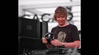 John Digweed  Live  Homelands London 26052001 BBC Radio 1 Essential Mix [upl. by Nevek]