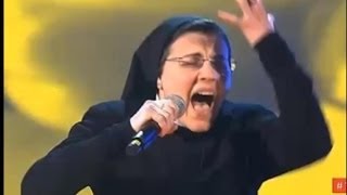 Cristina Scuccia Nun quotThe Voicequot Italy Full Performance  Alica Keys quotNo Onequot VIDEO [upl. by Assilrac]