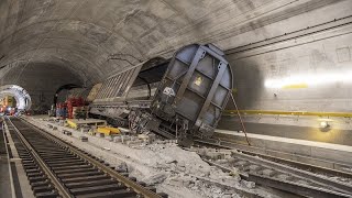 Gotthardbahntunnel Güterverbindung nach Italien wird wieder eröffnet [upl. by Harbot321]