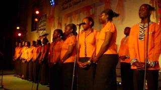 Le Dr F Kot et Duala Inter Choir  Pe ha ghamte bi Tchiepo [upl. by Luapsemaj]