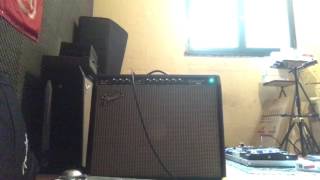 Fender 64 Vibroverb Ri Speaker comparisonPart 1JBL E130 [upl. by Hoon23]