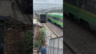 Chinese Railway BeijingGuangzhou Train CR200J HXD3D CR200J3 and HXD3C 中國普速鐵路京廣線的通行列車 train [upl. by Stag782]