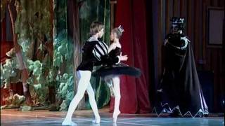 Black Swan Pas de Deux quotSwan Lakequot 8 years old Russian ballerina [upl. by Eycal]