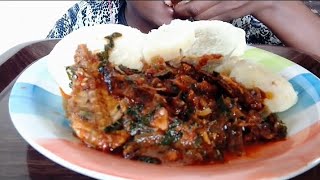 EATING NIGERIA YAM WITH TOMATO SAUCE AFRICAN FOOD MUKBANG VIDEO food govirl cookingchannel FOOD [upl. by Vaish]