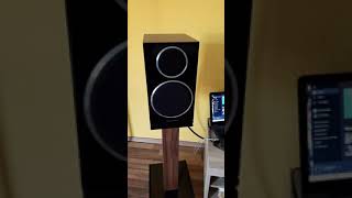 Wharfedale Diamond 225 Luxman A377 [upl. by Nirat864]