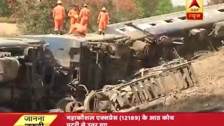 Mahakoshal Express Accident 52 injured as 8 coaches derail in Uttar Pradeshs Mahoba [upl. by Ylil725]