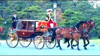 US Ambassador Caroline Kennedy visits the Imperial Palace [upl. by Norok]