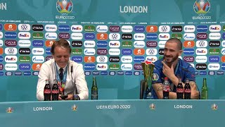 ItaliaInghilterra 43 dopo i rigori Mancini e Bonucci «Campioni dEuropa dedica agli italiani» [upl. by Gustaf306]