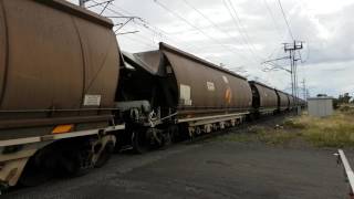 4K Queensland Rail Aurizon class 3800 long coal train Blackwater [upl. by Barna181]