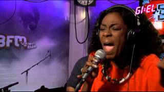 Giovanca  Papaoutai Stromae cover Live bij Giel 3FM 3122013 [upl. by Dleifniw]