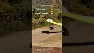 마지막 착륙동작  😁😜 Hang gliding Paragliding 지혜 좋은 글 [upl. by Yeliw671]