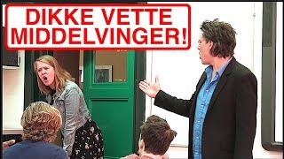 DIKKE VETTE MIDDELVINGER [upl. by Iruahs]