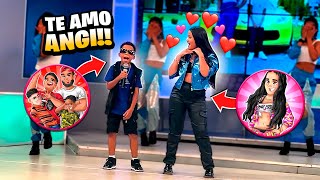 EL TILIN INSANO SORPRENDE A ANGI FIRE EN TV Y CANTAN CHAKALITOS 💍❤️ [upl. by Nylodnew]