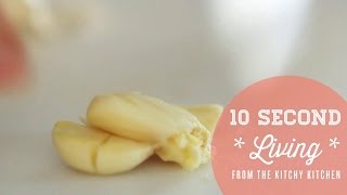 How to Smash Garlic  10 Second Living [upl. by Sherwin]