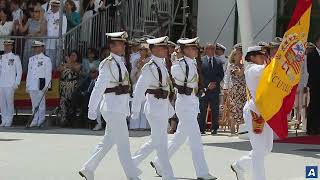 La princesa Leonor por primera vez en la Escuela Naval Militar de Marín [upl. by Naesed]