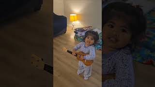 Zariah singing Bahay Kubo 🥹🎵 buhaycanada toddlersingingbahaykubo teamaldabaincanada bahaykubo [upl. by Norrv]