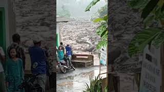 detik detik kedatangan banjir lahar dingin gunung Semeru hari ini [upl. by Eetnahc819]