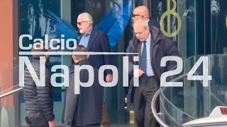 De Laurentiis e la dirigenza lasciano il Britannique incontro segreto in corso 🚙 [upl. by Ninnette]