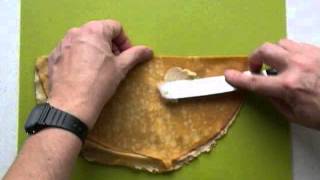 Crêpes suzette  Comment les fourrer  Crêpes suzette How to firnish them [upl. by Millwater]