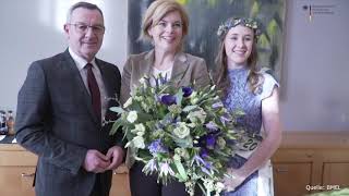 Westersteder Blumenfee plaudert mit Ministerin [upl. by Brucie588]