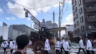 津島神社の秋祭りの山車揃えと石取祭の山車 [upl. by Adnauqaj]