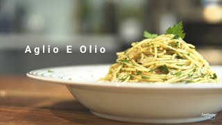 Spaghetti Aglio Olio With Grilled Chicken Recipe By Food Fusion [upl. by Cami466]