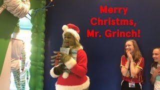 Grinchmas  Giving a Gift to the Grinch [upl. by Innoj143]