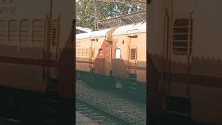 12192 Shridham superfast express।train railway RailwayWithYashwant [upl. by Ahsem]