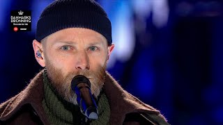 Silas Bjerregaard – Du må ikke gå LIVE  Danmarks Dronning  den største tak  DR  Danmarks Radio [upl. by Arnie]