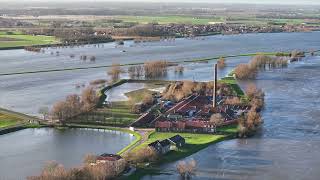 Hoogwater in de Nederrijn ter hoogte van Renkum 2e kerstdag 2023 [upl. by Akcire]