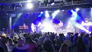 Sonia Butlins Adults 80s Reloaded Adults Weekend live music Performances crazy Ashley 4 [upl. by Ikuy255]