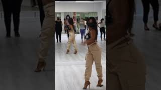 Short Ladies Bachata Dance Deisy Carrera [upl. by Varrian]