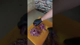 chopping onion easily claw style no injury and fast [upl. by Nwahsit770]