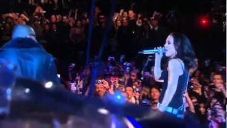 Alicia Keys amp JayZ  Empire State of Mind LIVE NYC [upl. by Chally799]