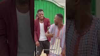 Le sourire 😀 des jumelles abonnezvous funny comedy prank [upl. by Landbert]