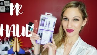 PR HAUL  VLOGGER MAIL │DERMALOGICA PIXI BEAUTY COLOUPOP amp MORE [upl. by Jacquenetta]