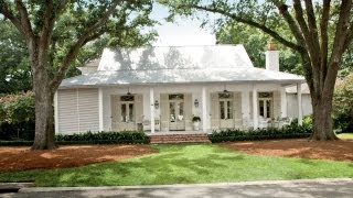 Choosing Exterior Paint Colors  Southern Living [upl. by Notneuq]