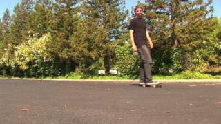 HOW TO PUSH ON A SKATEBOARD THE EASIEST WAY TUTORIAL [upl. by Sammons841]