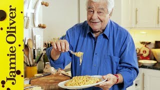 Real Spaghetti Carbonara  Antonio Carluccio [upl. by Aniles]