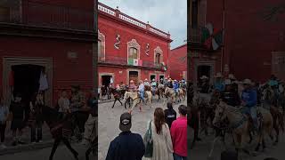 Cabalgata de Los Conspiradores 15 de septiembre sanmigueldeallende Guanajuato mexico [upl. by Wehtam935]