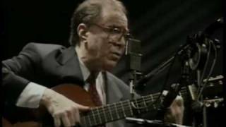 João Gilberto  Pra Machucar Meu Coração  São Paulo  1994 [upl. by Nisotawulo85]