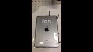 Engraving an Apple iPad 2 [upl. by Iturhs]